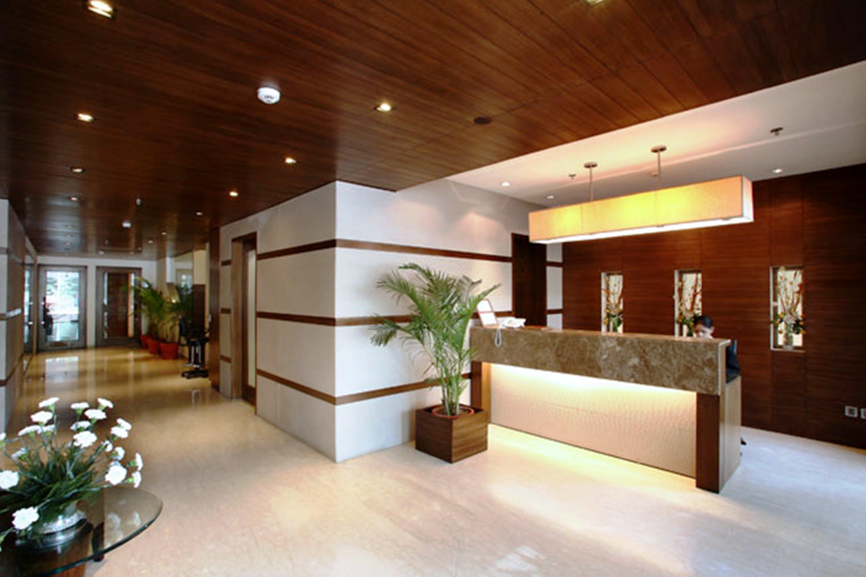 Shervani Nehru Place Új-Delhi Kültér fotó