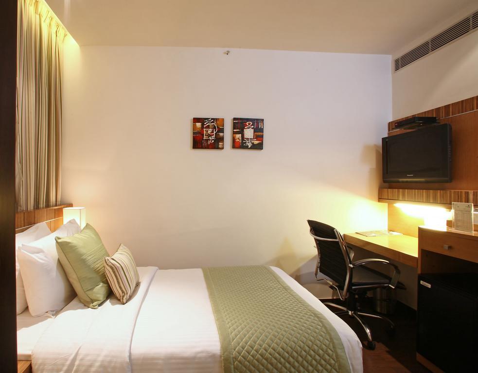 Shervani Nehru Place Új-Delhi Szoba fotó